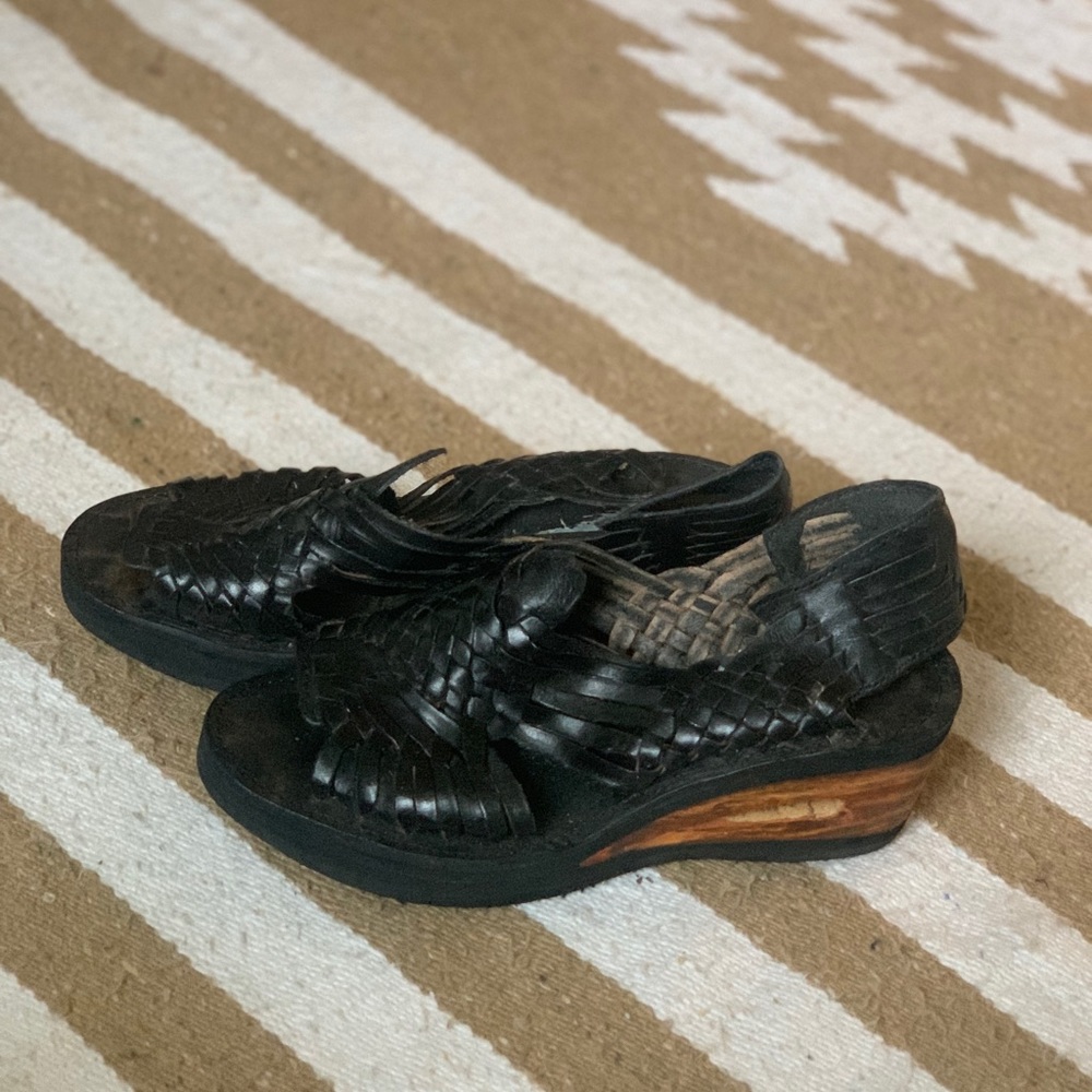 Authentic Mexican Huaraches, black leather.